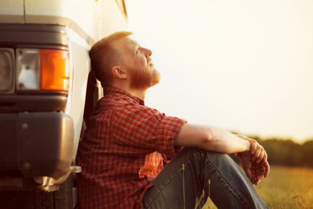 Contractor or Employee legal matters can be helped by Bow River Law in Calgary.