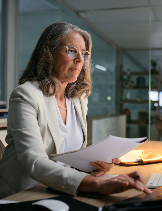 Legal services in Calgary Alberta for employment contract law including drafting, review and negotiations.
